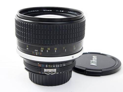 Nikon nikkor mm f1 - ai-s,