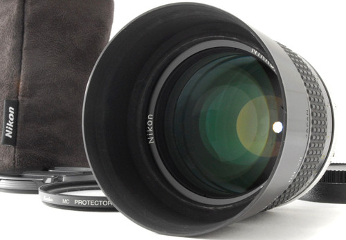 Near mint nikon s nikkor - ai-s,